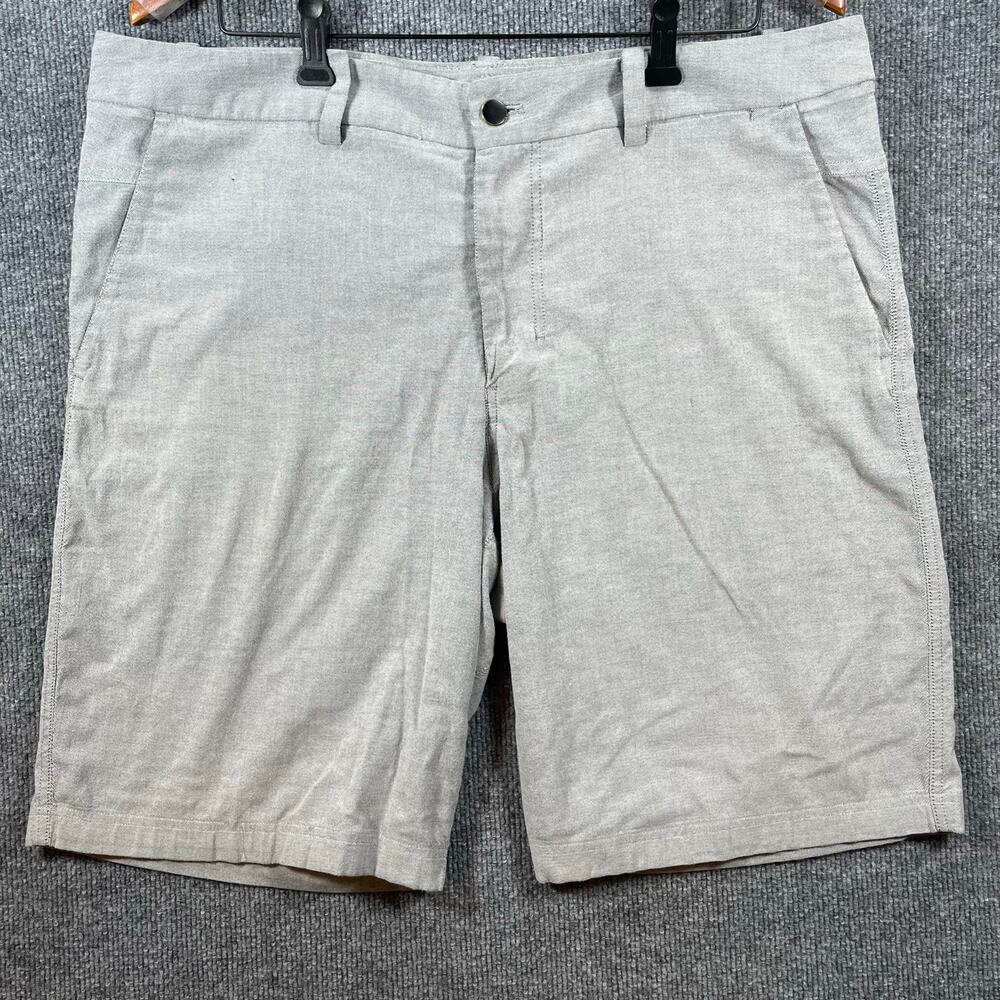 lululemon athletica Gray Men Shorts Flat Front